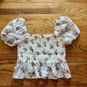 J Crew Short Puff Sleeve Smocked Top Strawberry Print Cottage Core size M.